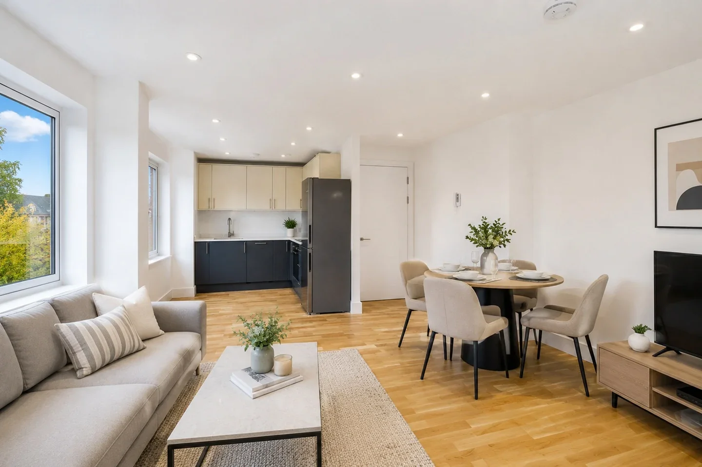 Flat Seven Sisters Road in Greater London