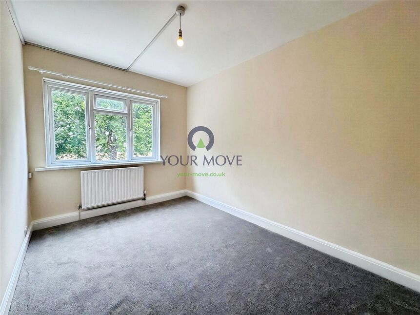 Flat Rose Hill in Greater London