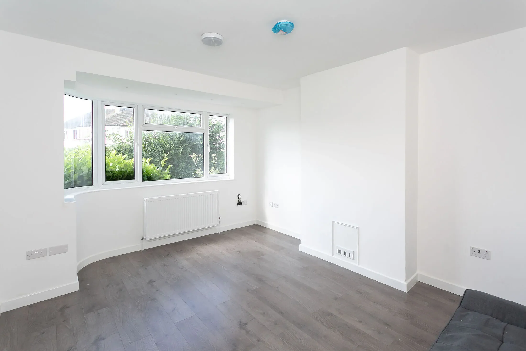 Flat Trevellance Way in Watford