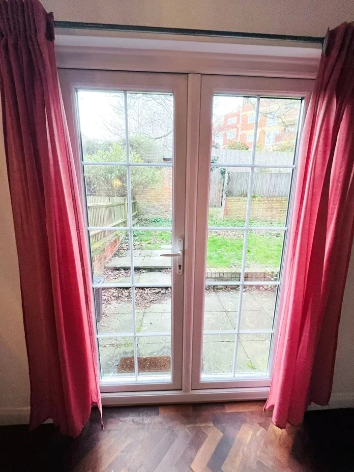 Room Leeward Gardens in Greater London