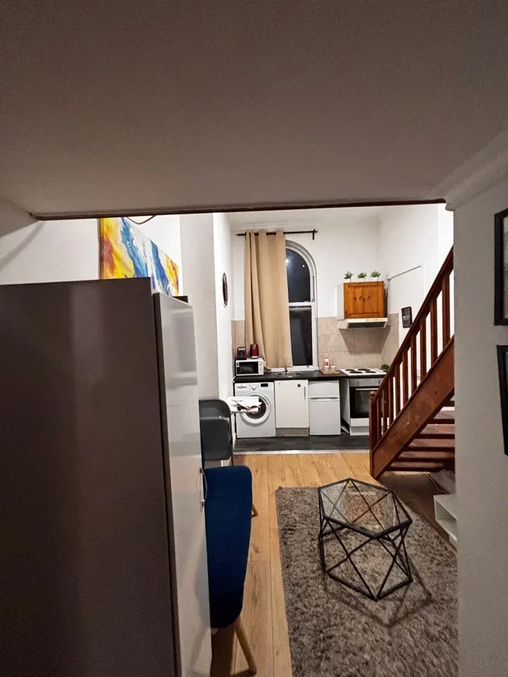 Flat Carlton Vale in Greater London