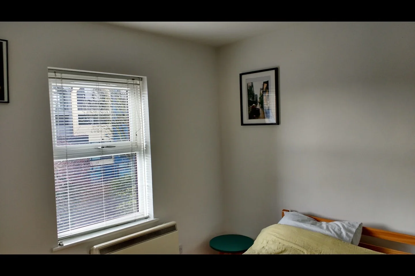 Flat Dragonfly Place in Greater London