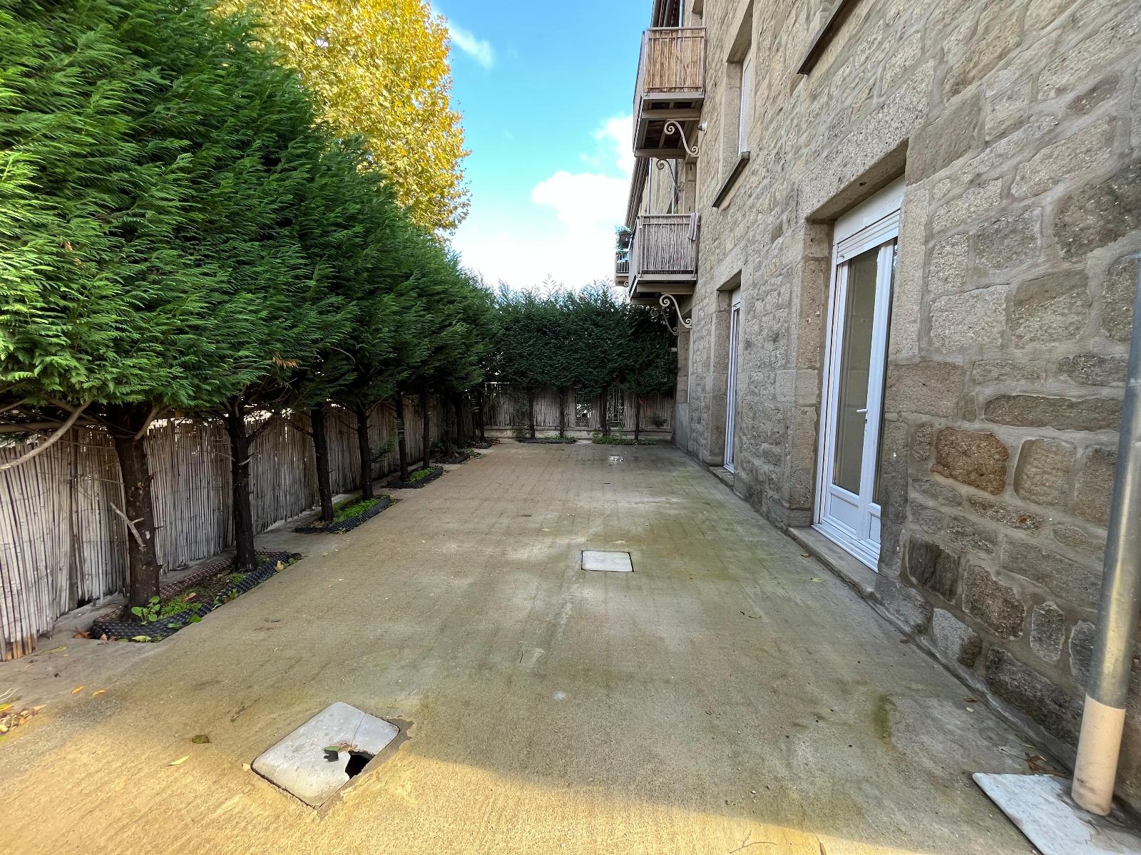 Appartement Place Neyrand-Thiollière à Lorette