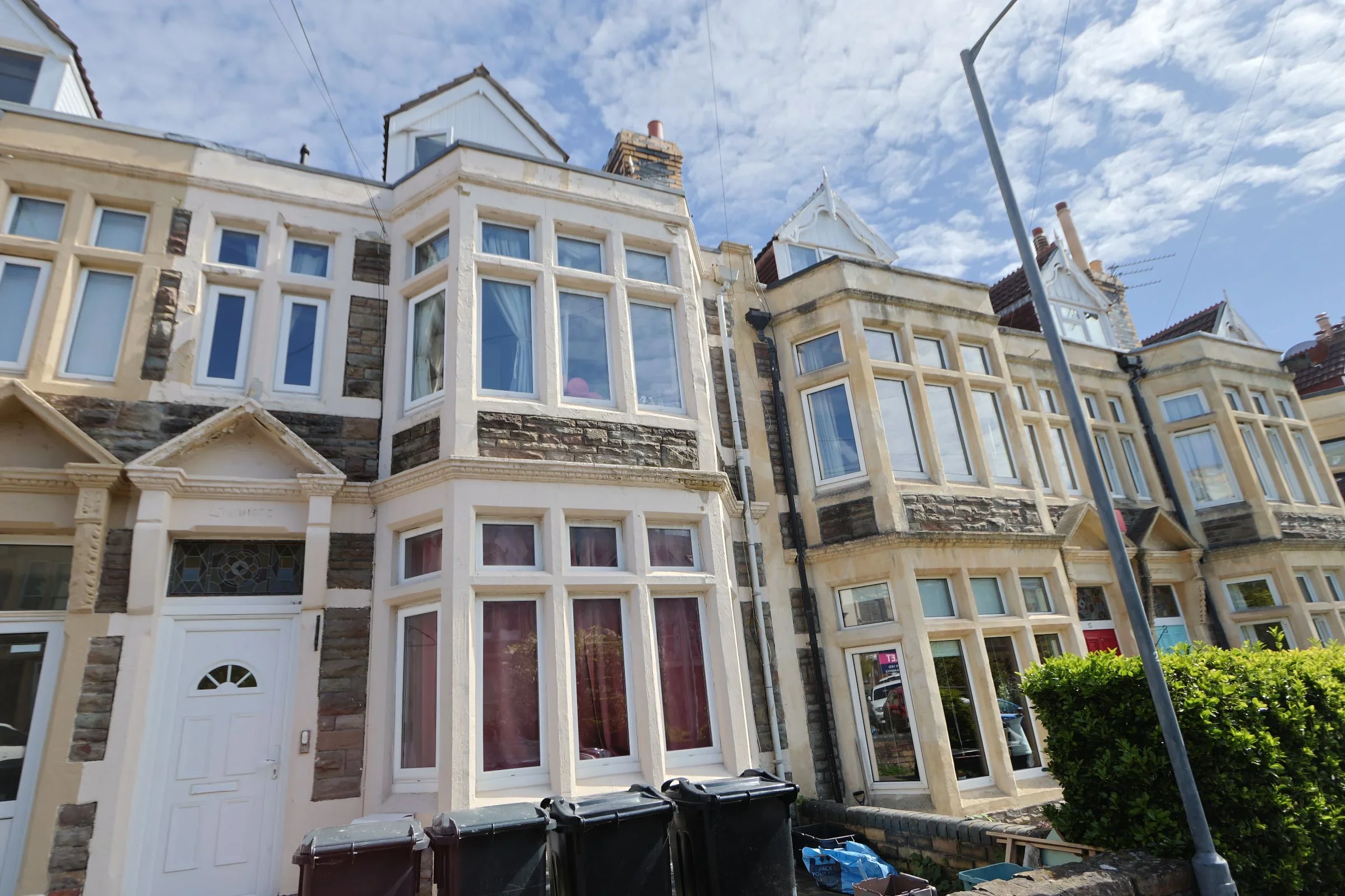 Flat Harcourt Road in Bristol