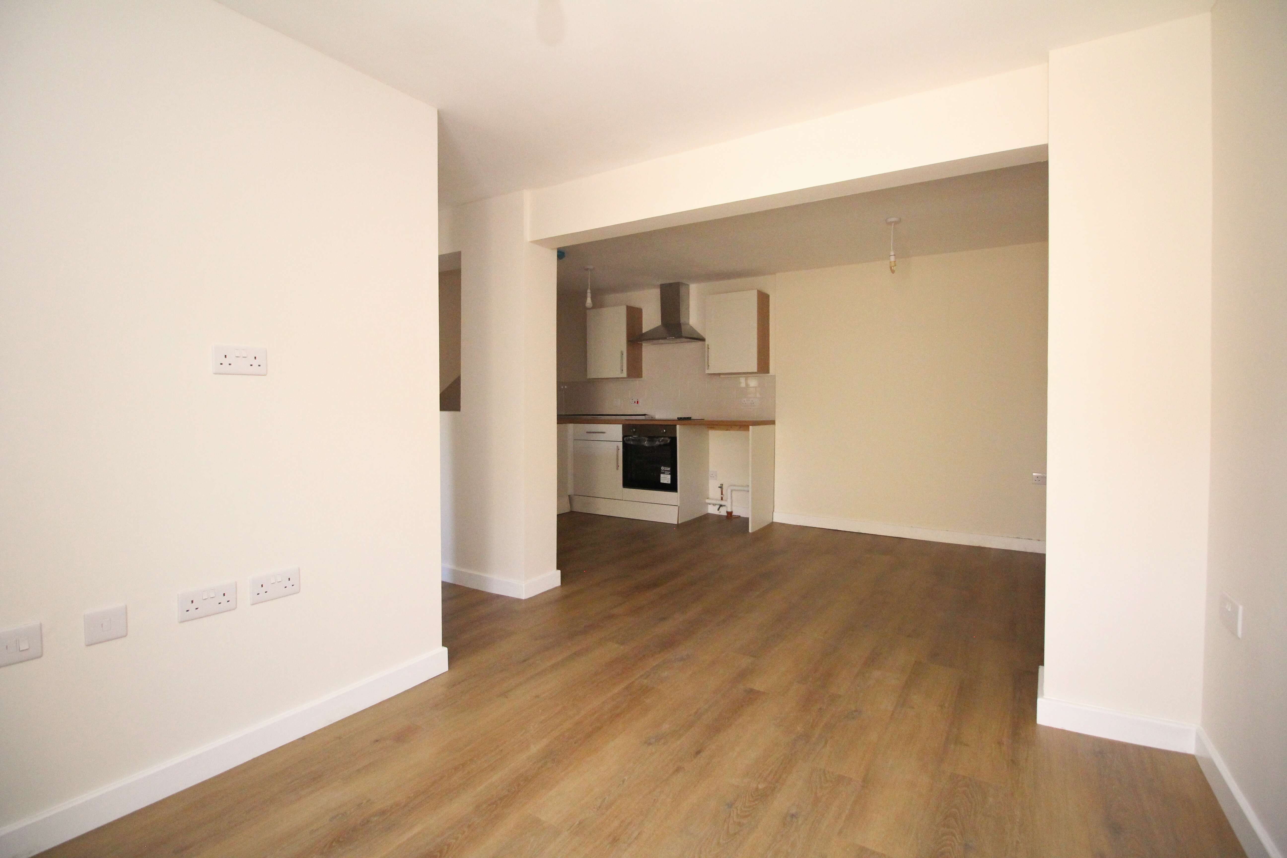 Flat Waunrhydd Road in Tonyrefail