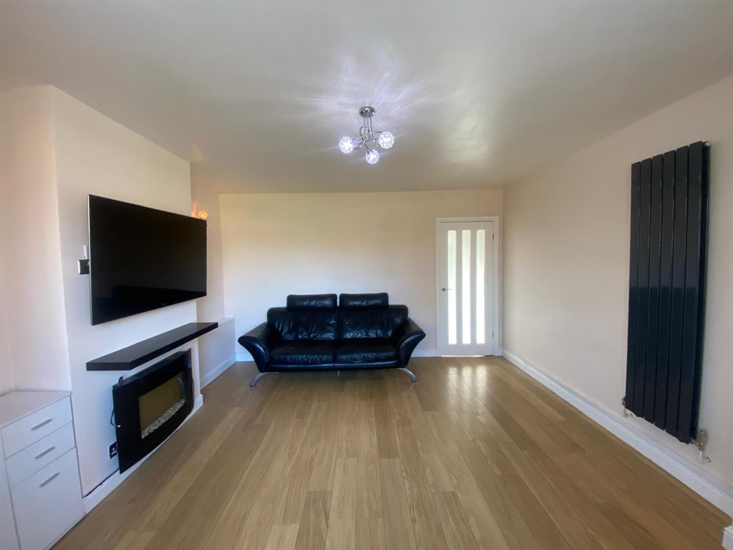 House Cupfields Avenue in Sandwell