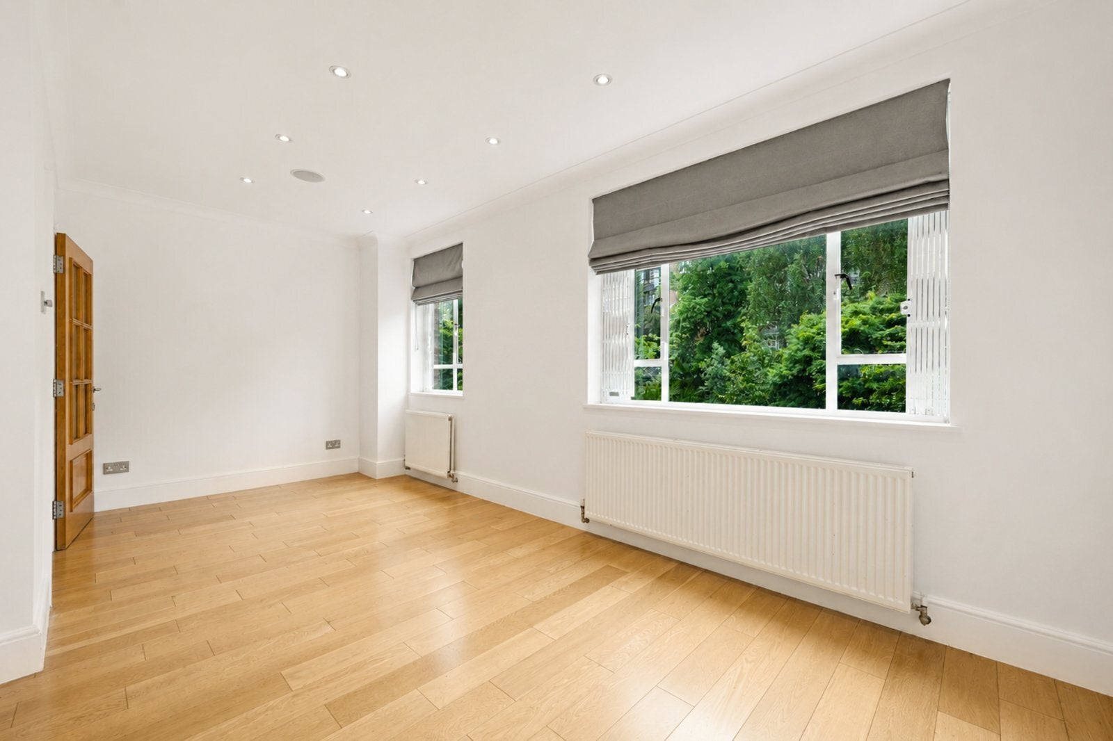 House Hamilton Terrace in City of Westminster