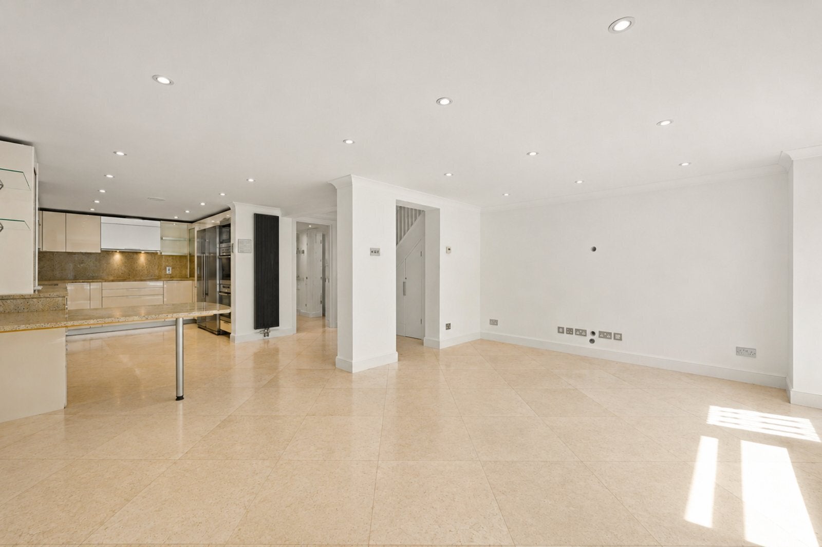 House Hamilton Terrace in City of Westminster