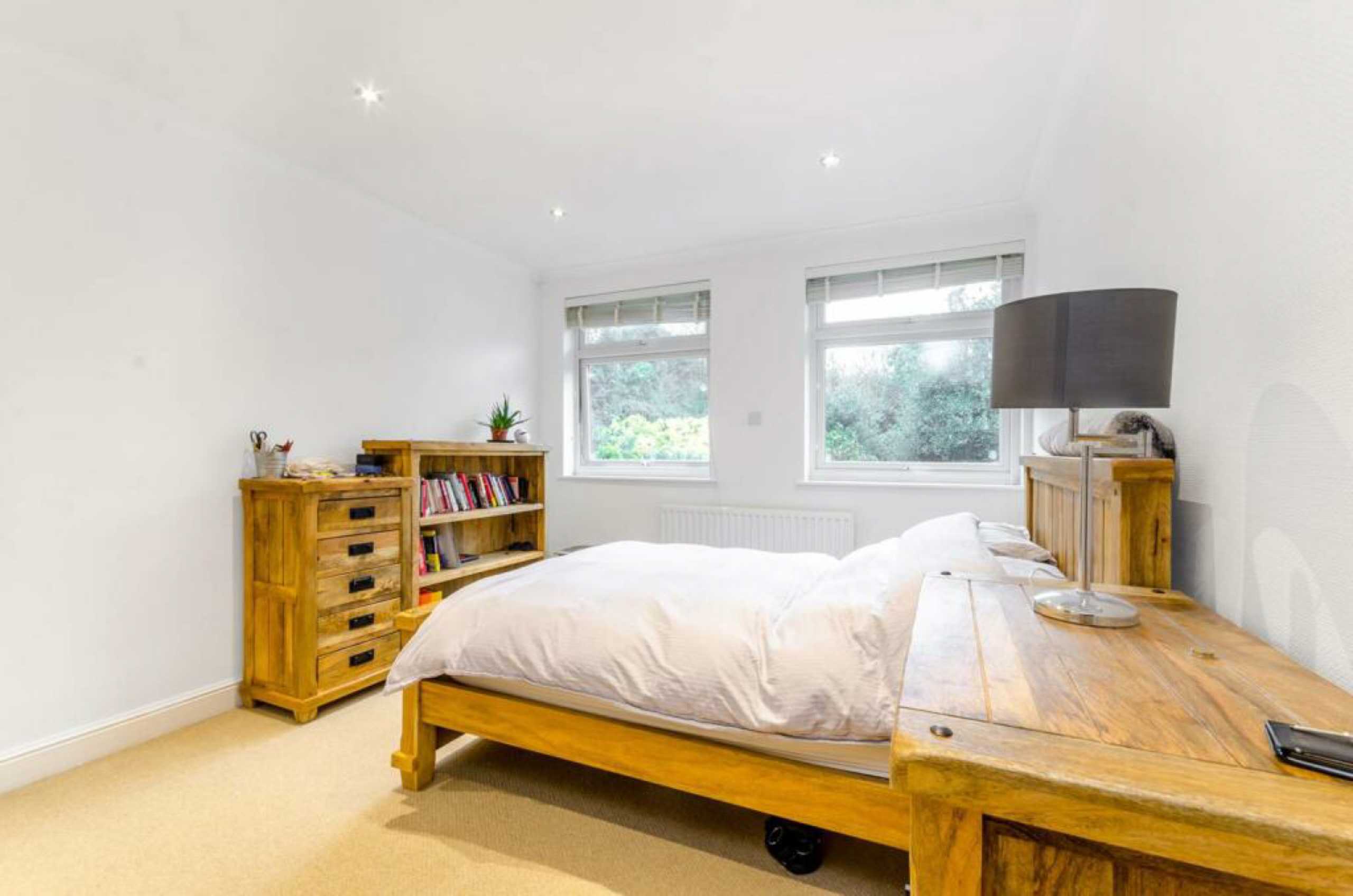 House Savona Close in Greater London