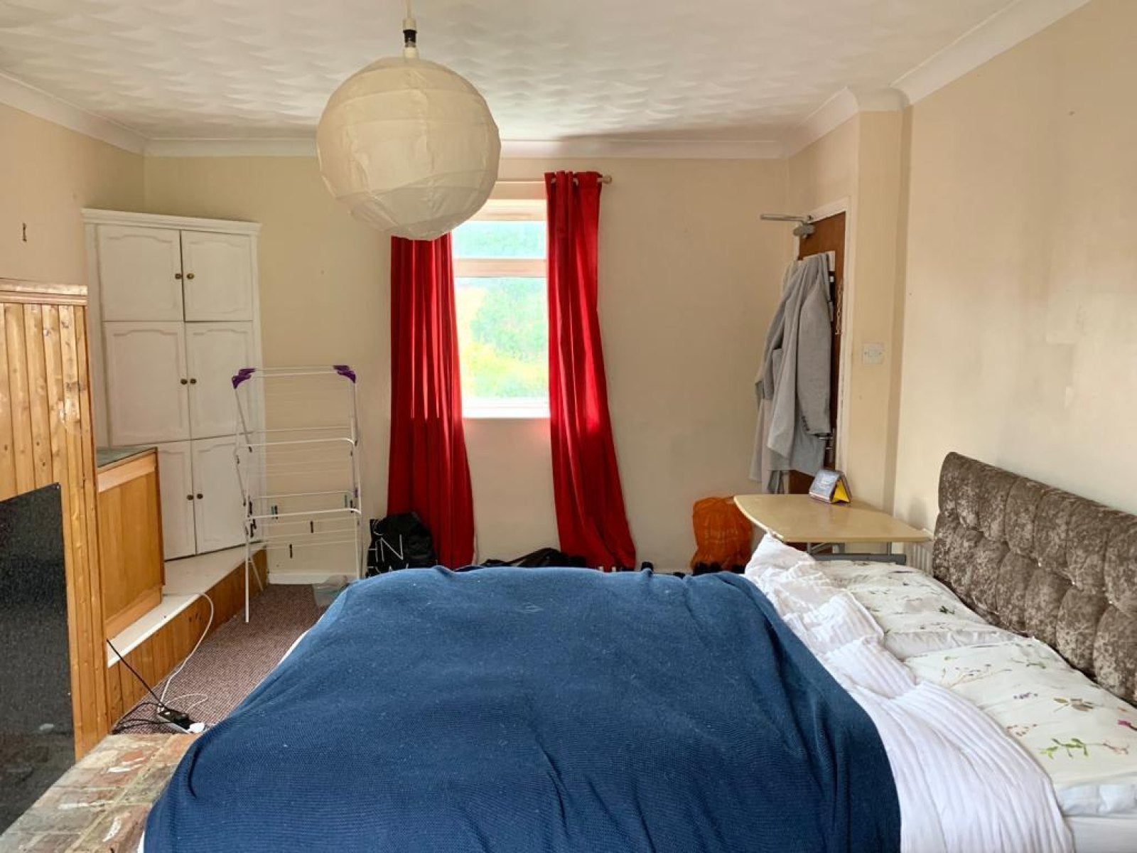 Room Stoke Hills in Waverley