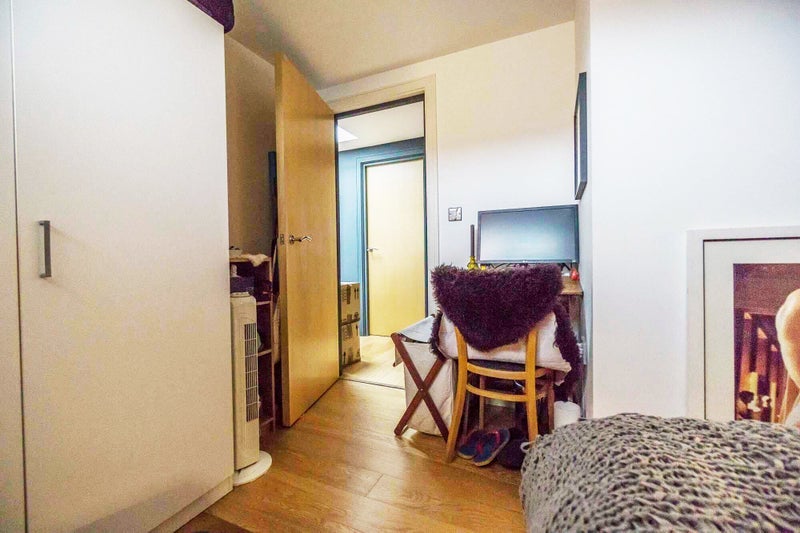 Room Acton Mews in Greater London