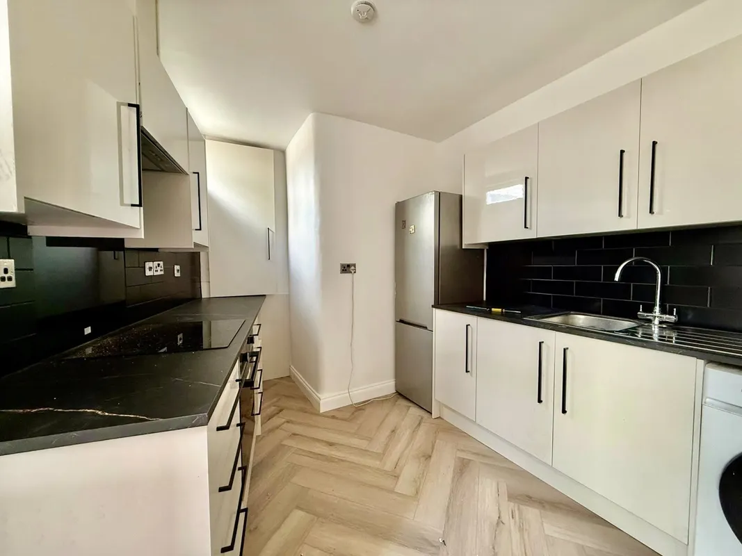 Flat Denmark Hill in London