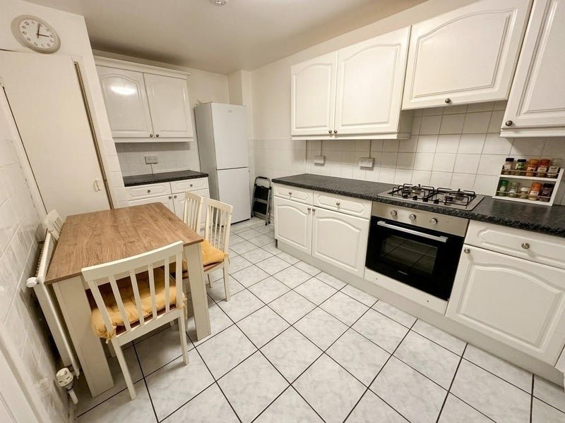 Room Southern Grove in Greater London