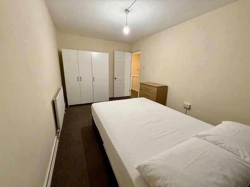 Room Southern Grove in Greater London