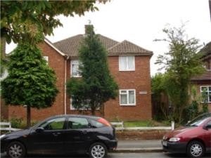House Chadwick Road in Greater London