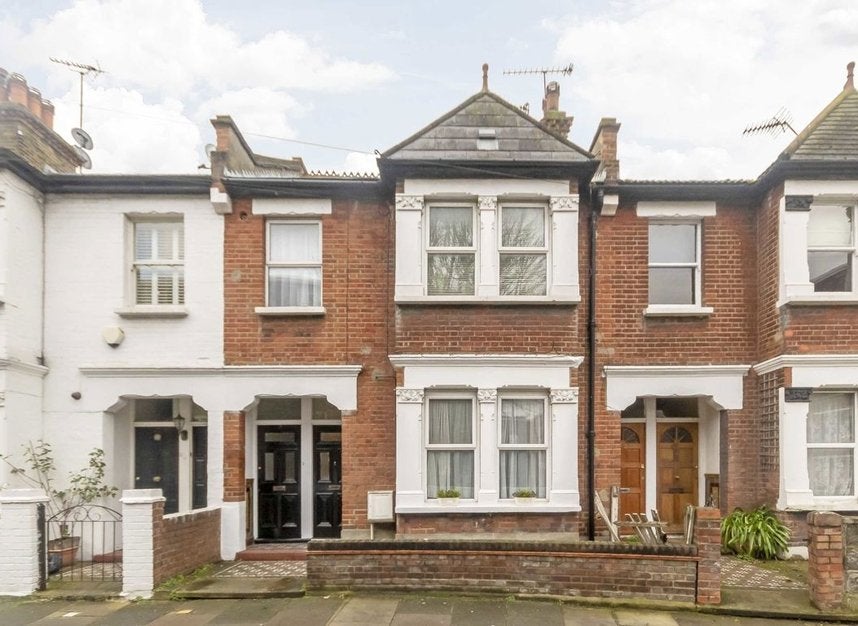 Flat Darlan Road in Greater London