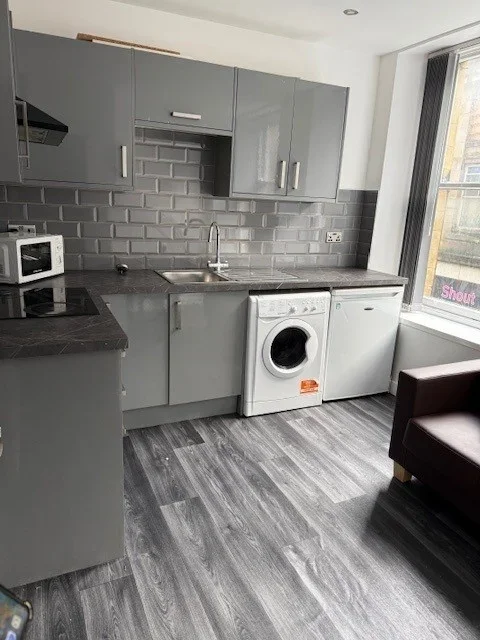 Flat Piccadilly in Bradford