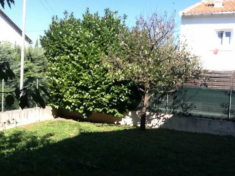 House Esplanade de Clavières in Alès