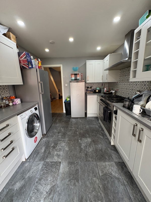 Room Berry Close in Birmingham