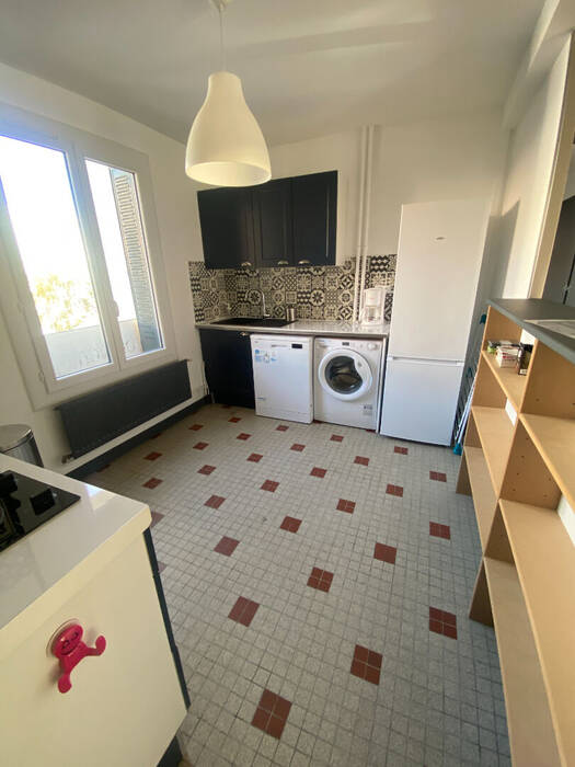 Chambre Avenue Roger Salengro à Villeurbanne
