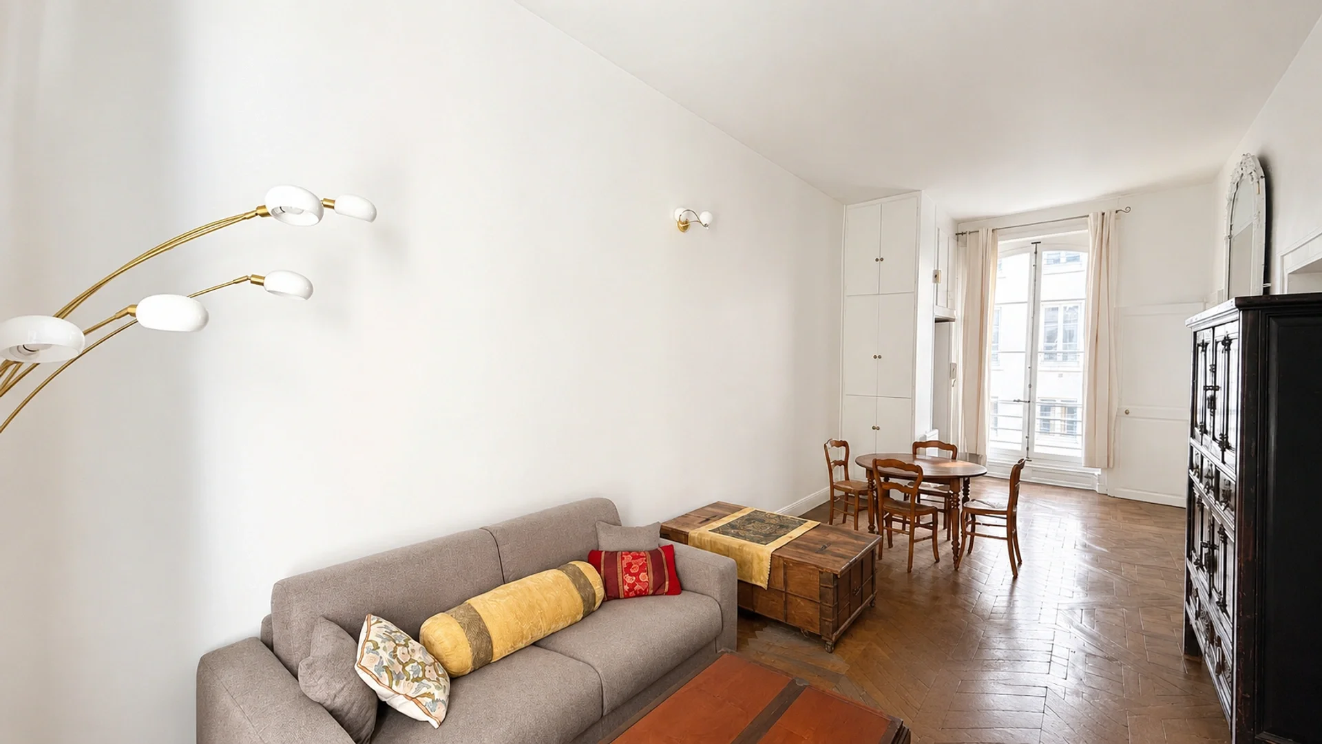 Flat Rue Saint-Sauveur in Paris