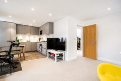 Flat Southwell Gardens in Greater London
