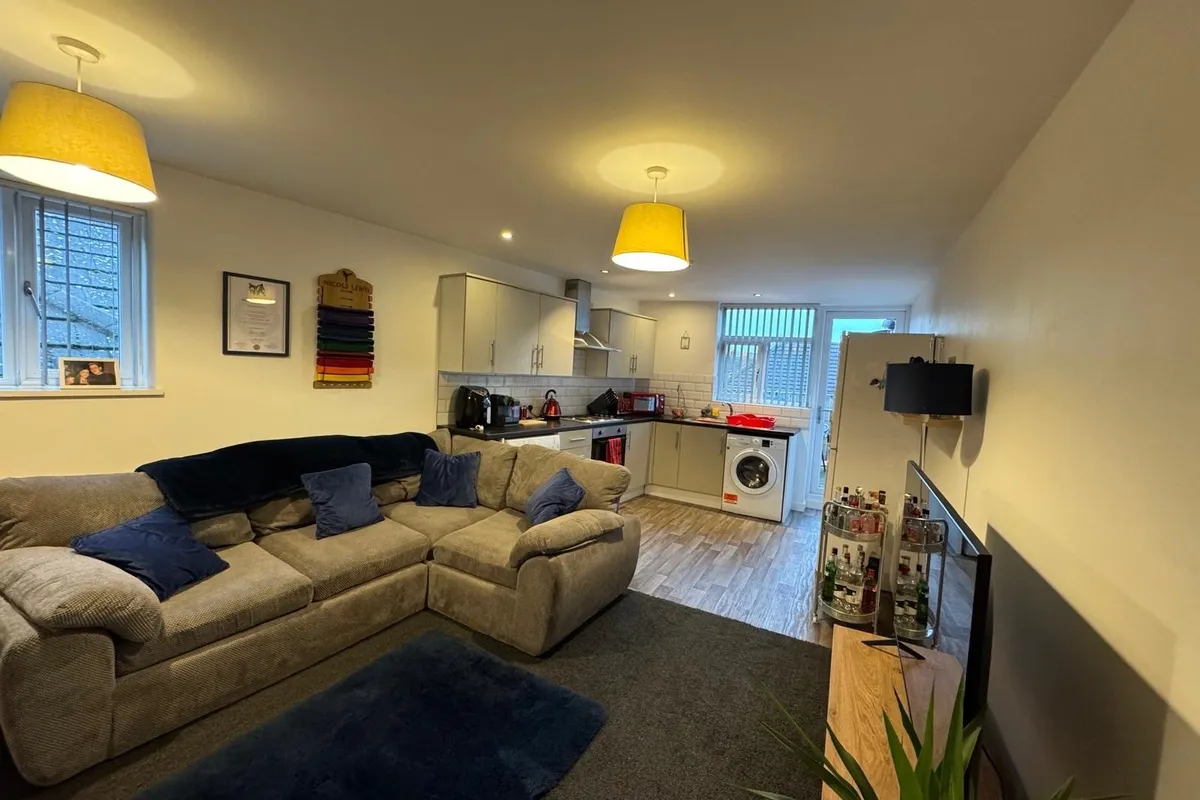 Flat George Street in Wyre Forest
