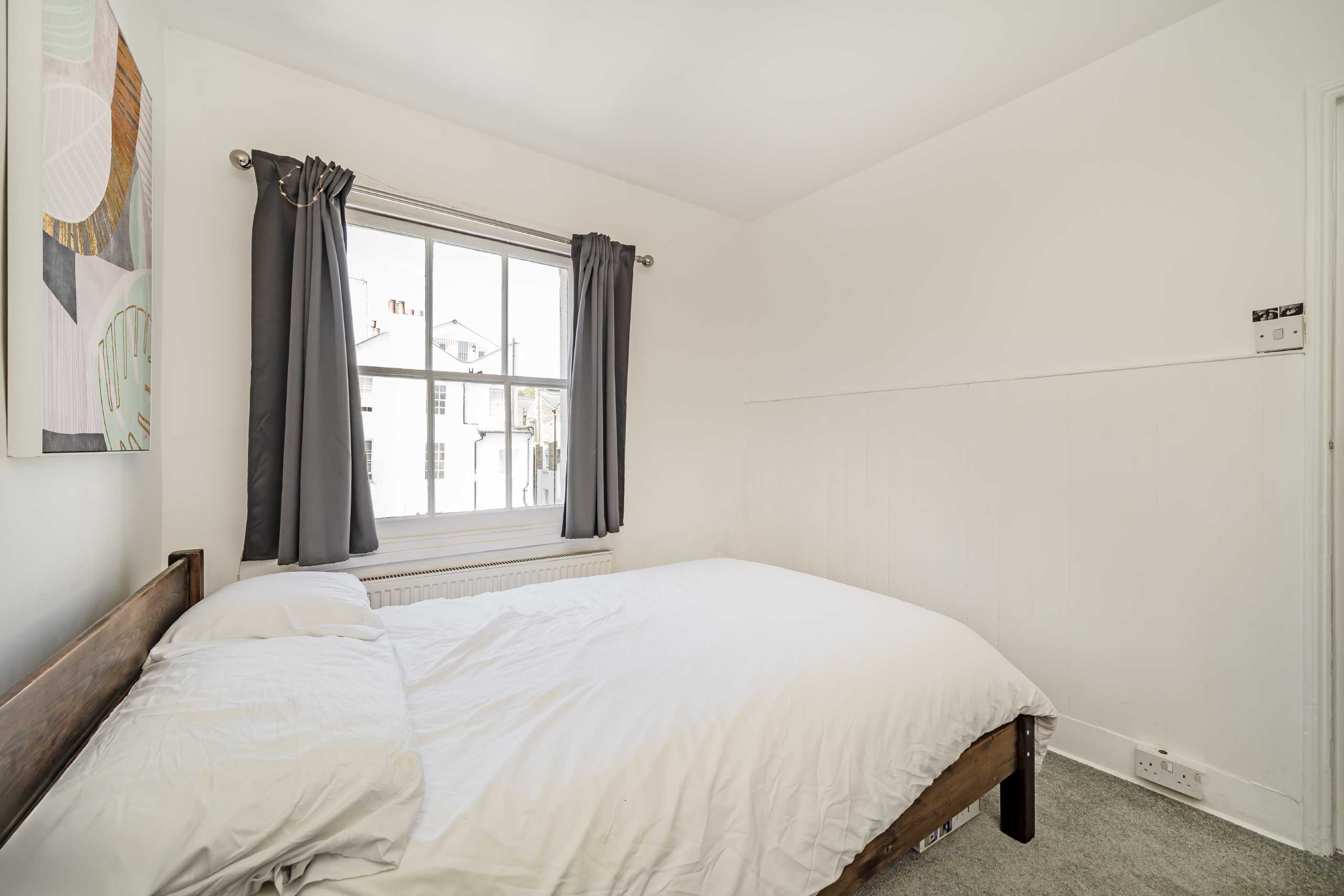 Flat Portobello Road in Greater London