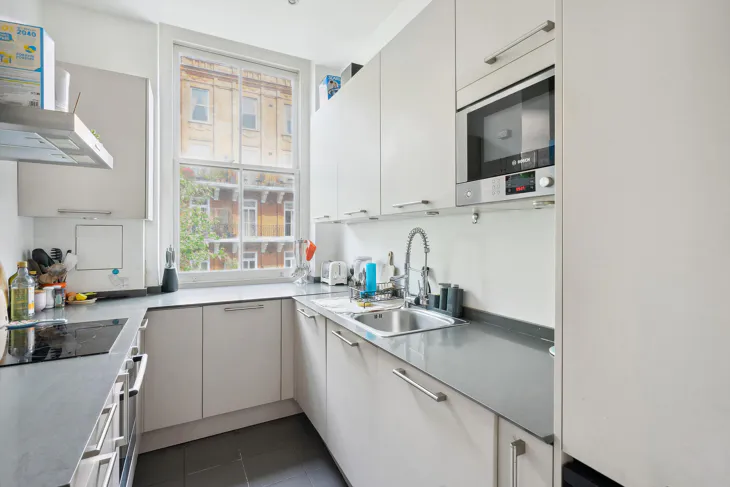 Flat Coleherne Road in Greater London