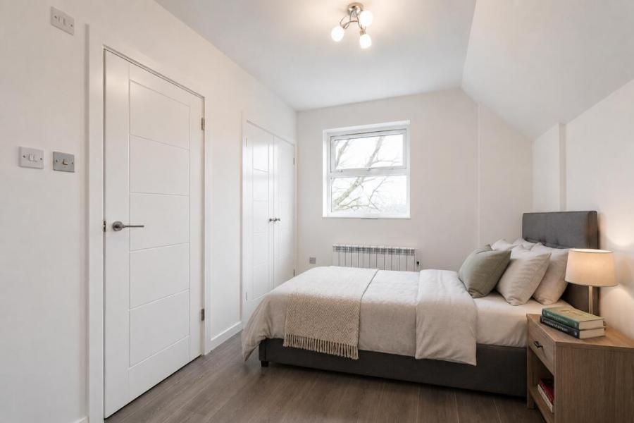 Flat Laburnham Road in Maidenhead