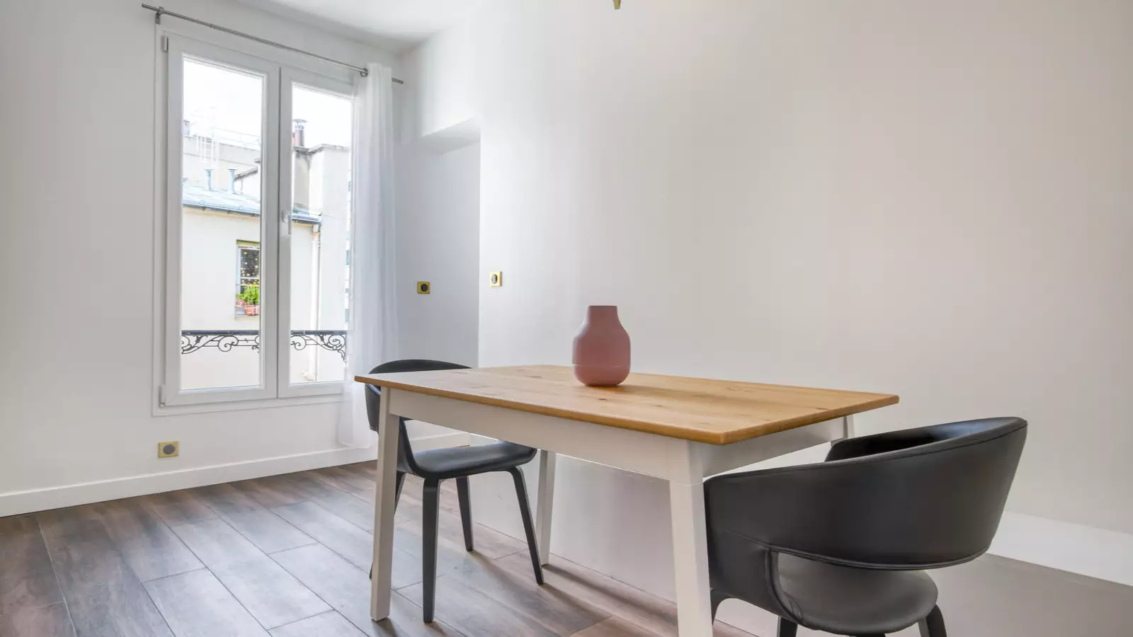 Appartement Avenue Franco-Russe à Paris