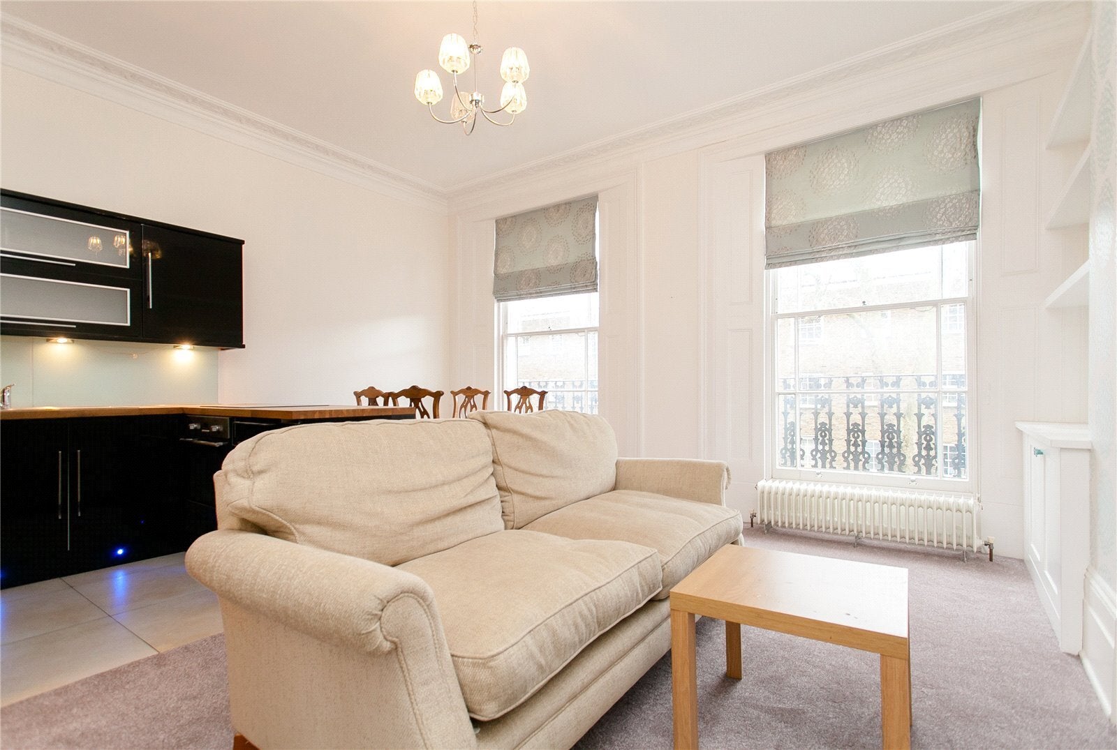 Flat Compton Road in Greater London