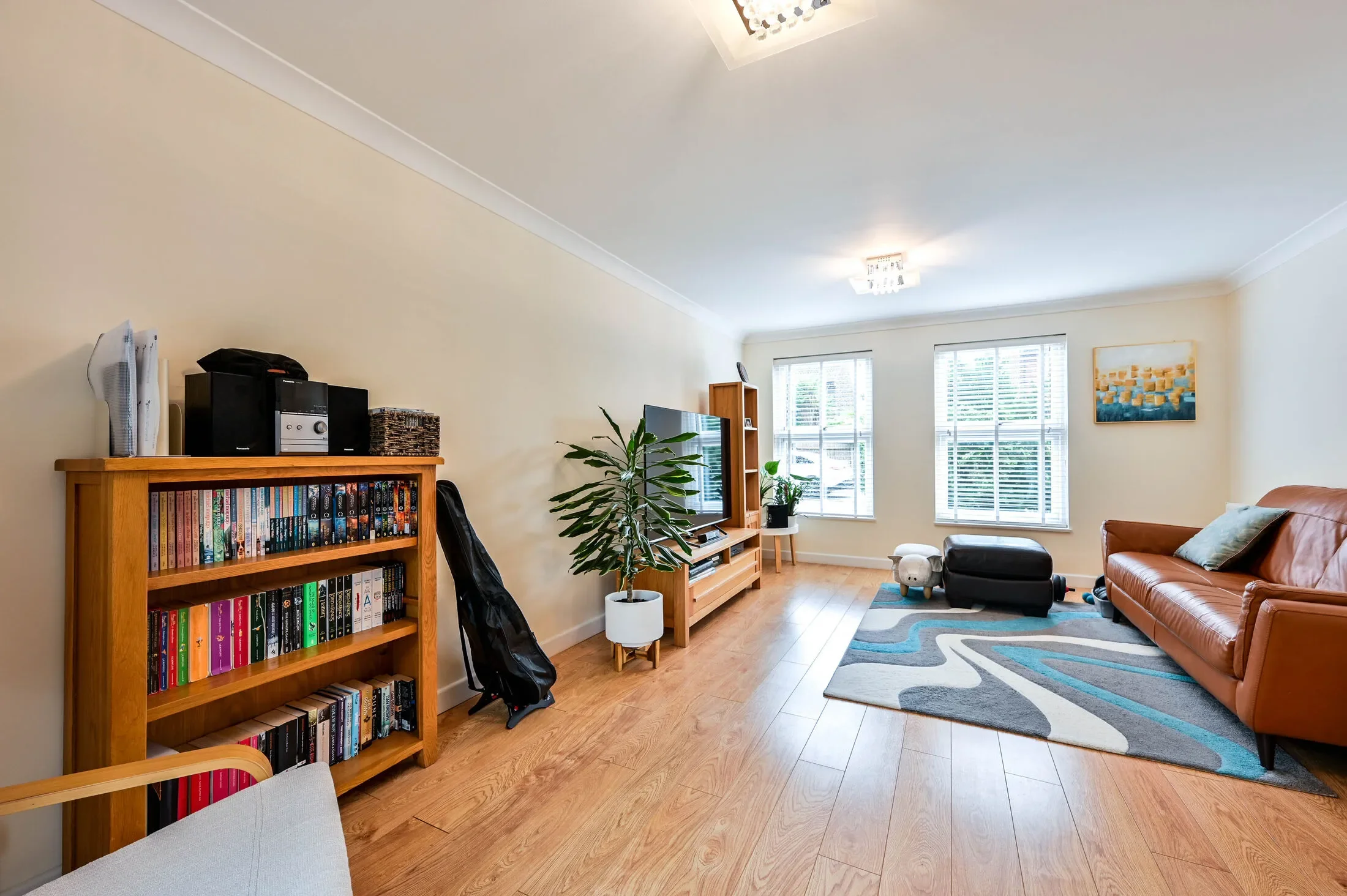 House Elkins Gardens in Guildford
