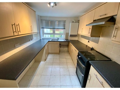 Flat Deedes Street in Airdrie