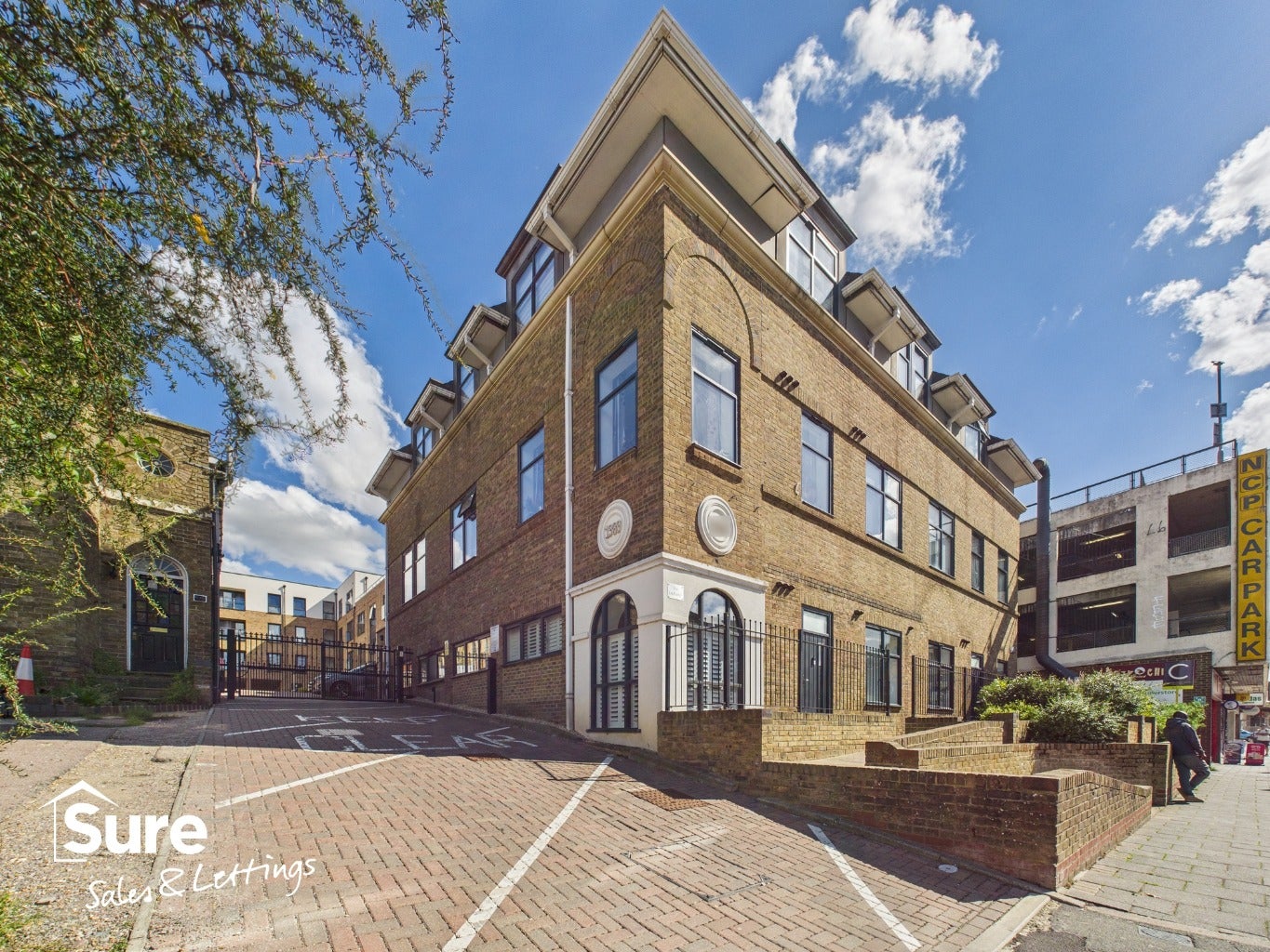 Flat Marlowes in Dacorum