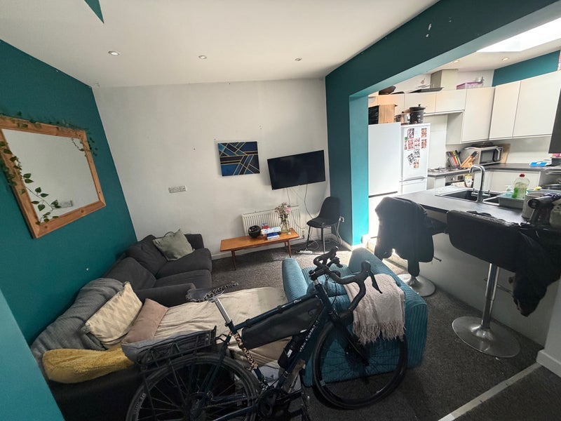 Room British Road in Bristol