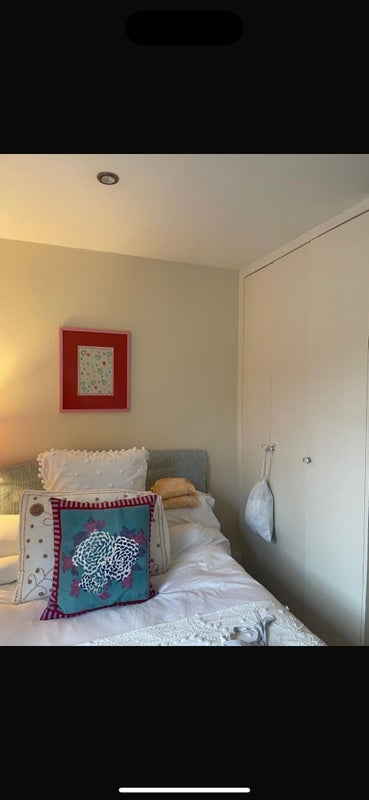 Room Commondale in Greater London