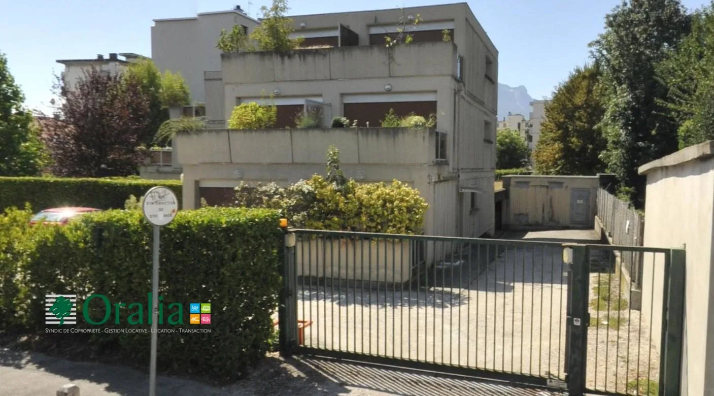 Flat Chemin de la Blanchisserie in Grenoble