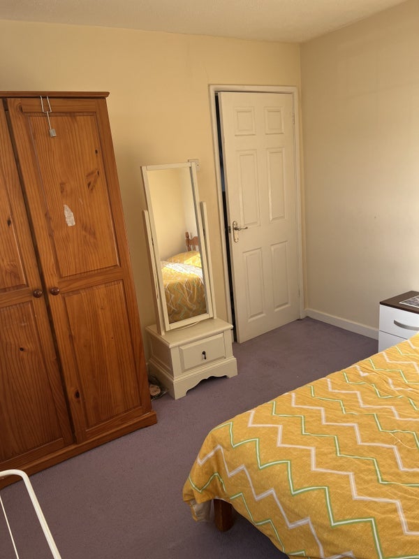 House Linnet Close in Gloucester