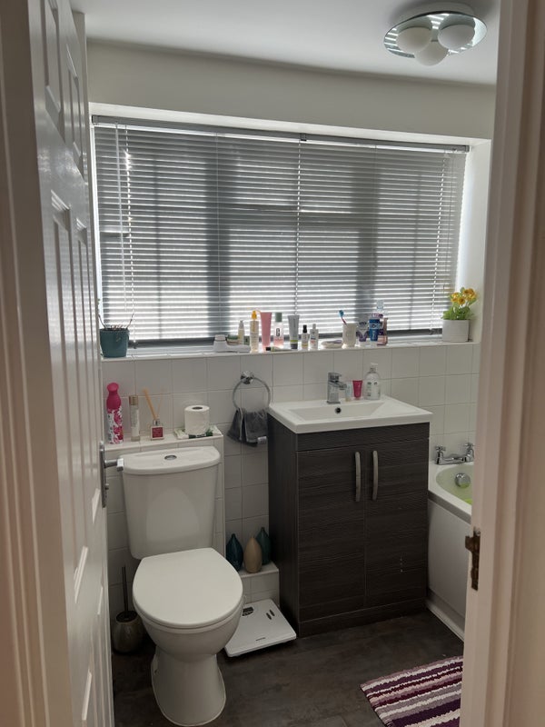 House Linnet Close in Gloucester