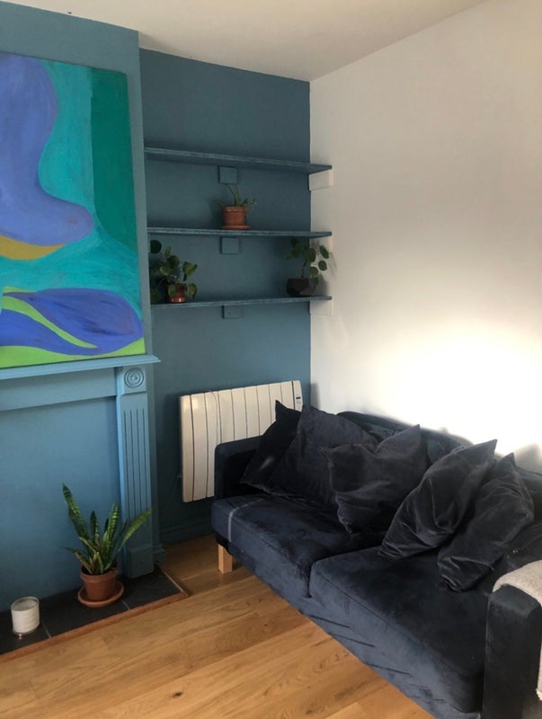 Flat Hanham Road in Bristol