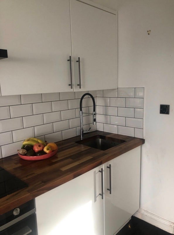 Flat Hanham Road in Bristol