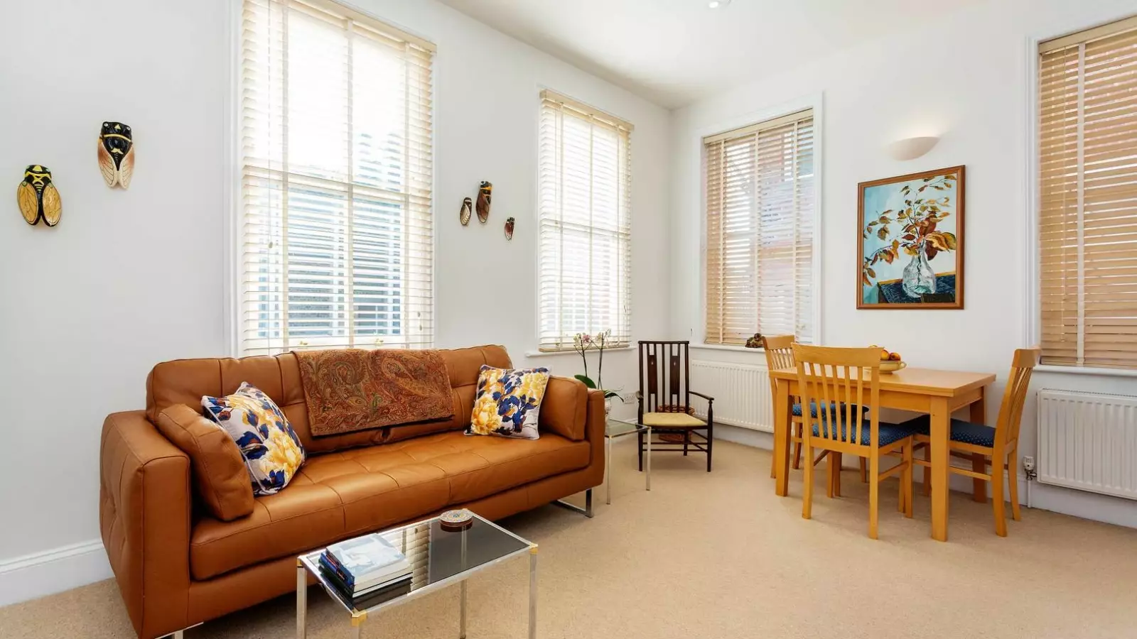 Flat Belsize Lane in Greater London