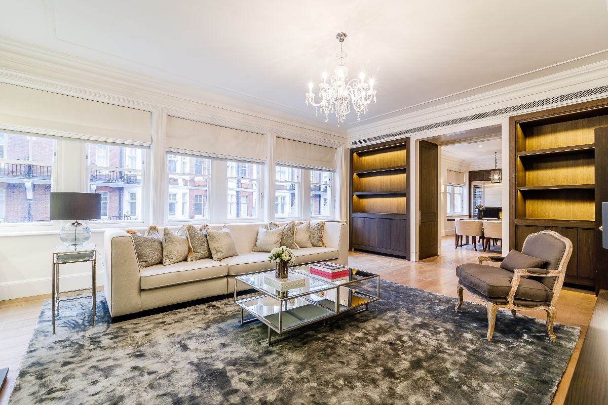 Flat Duke Street in City of Westminster