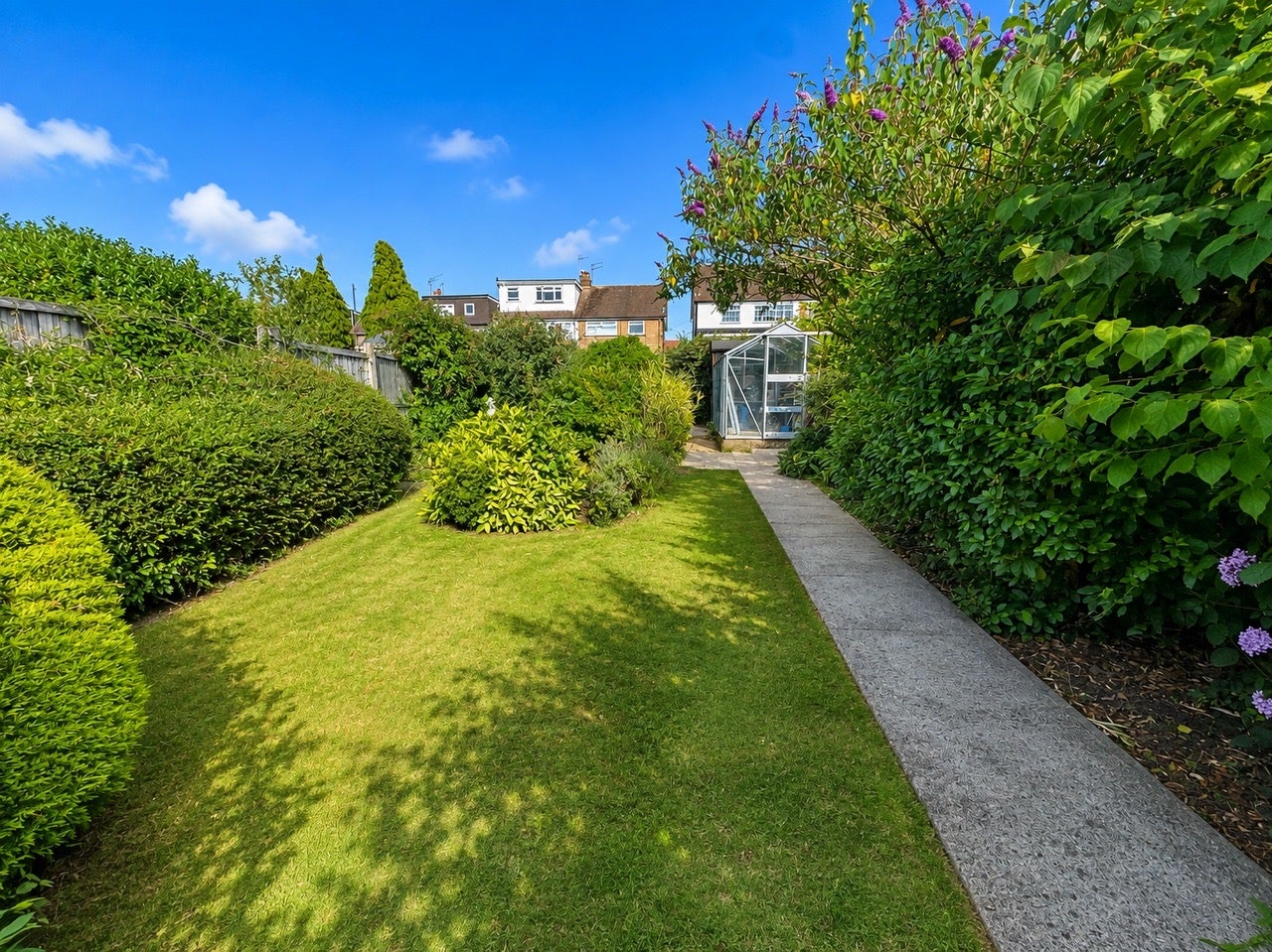 House Surrey Drive in Greater London