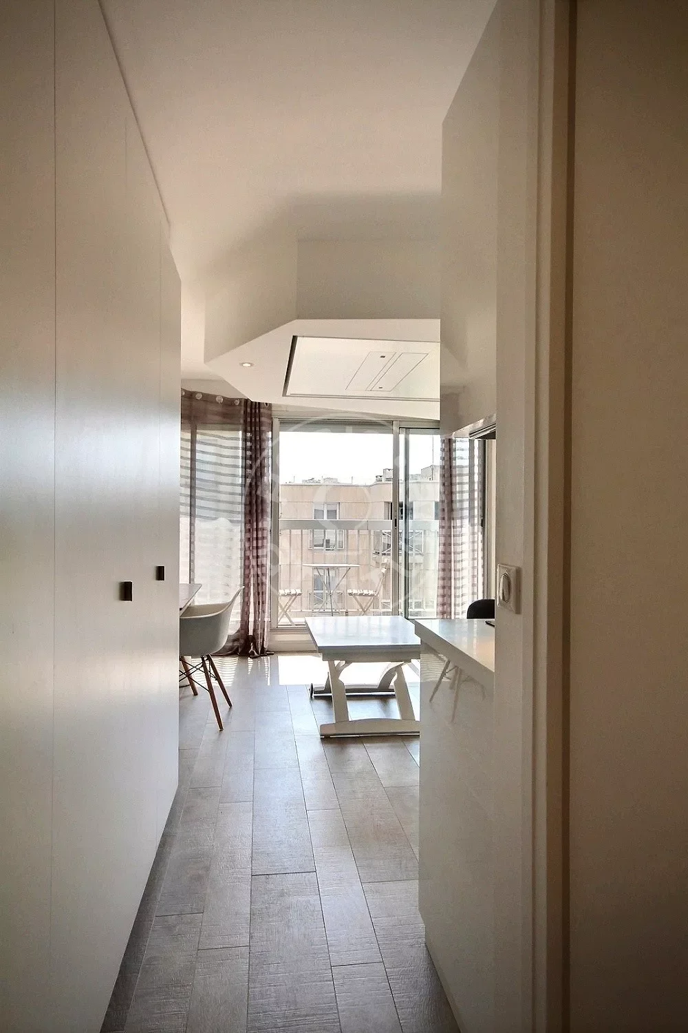 Flat Rue de l'Abbé Groult in Paris