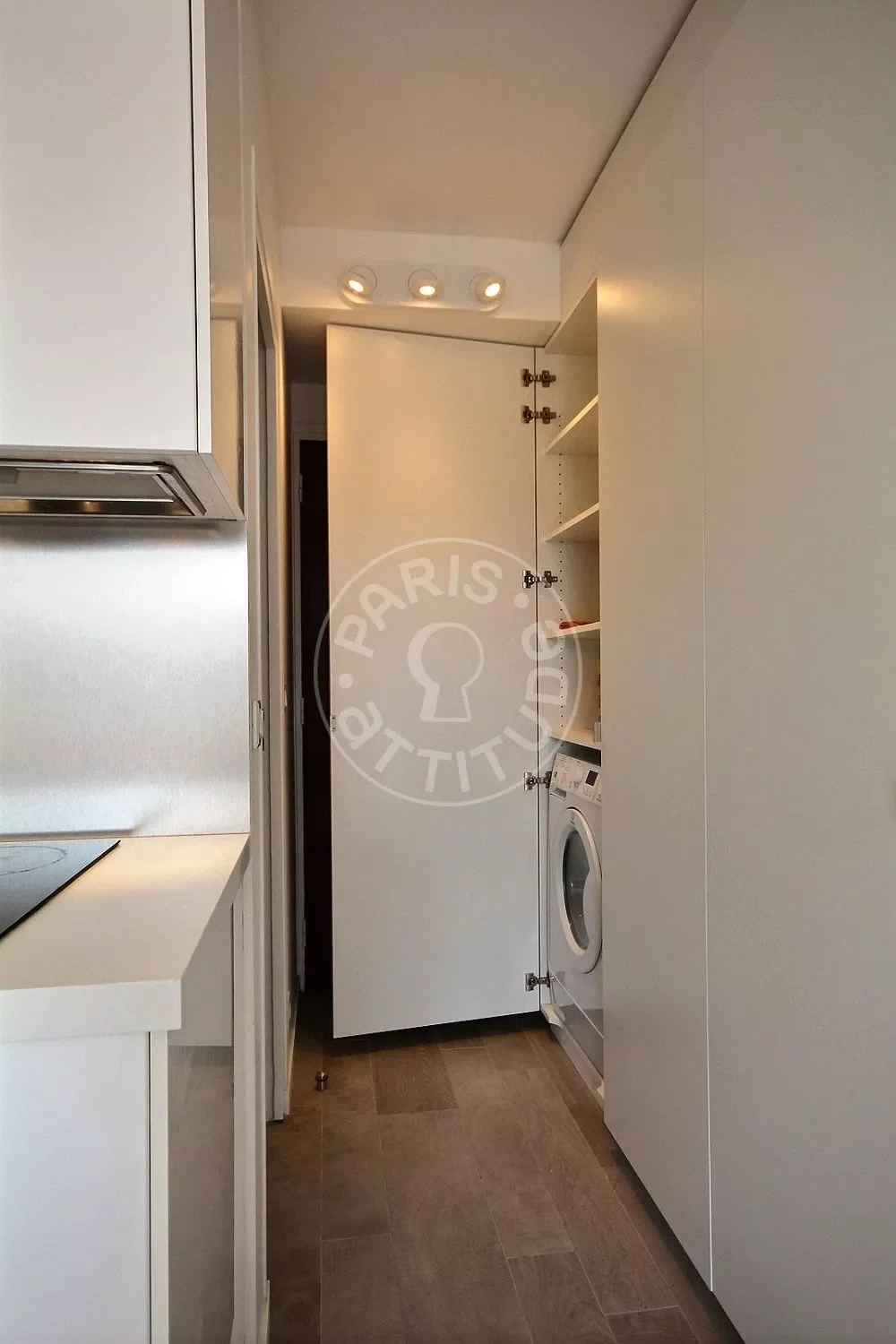 Flat Rue de l'Abbé Groult in Paris