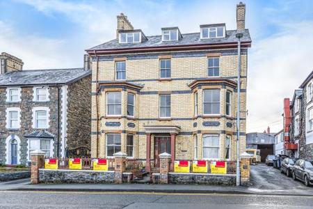 Flat Temple Street in Llandrindod Wells