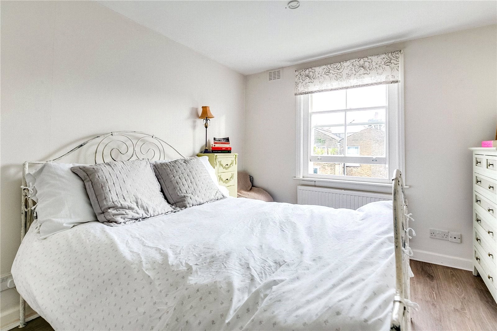 Flat Portnall Road in City of Westminster