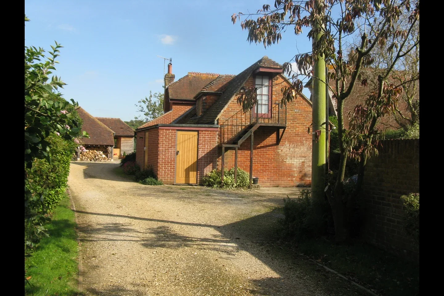 Flat Lower Road in Downton
